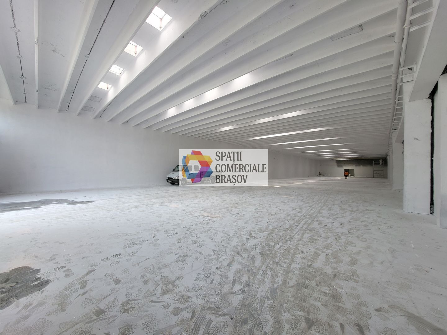 Spatiu comercial 1300 mp  # plus-imo.ro - Poză 3
