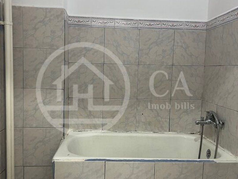 Apartament cu 3 camere de vanzare in Velenta Oradea - Poză 5