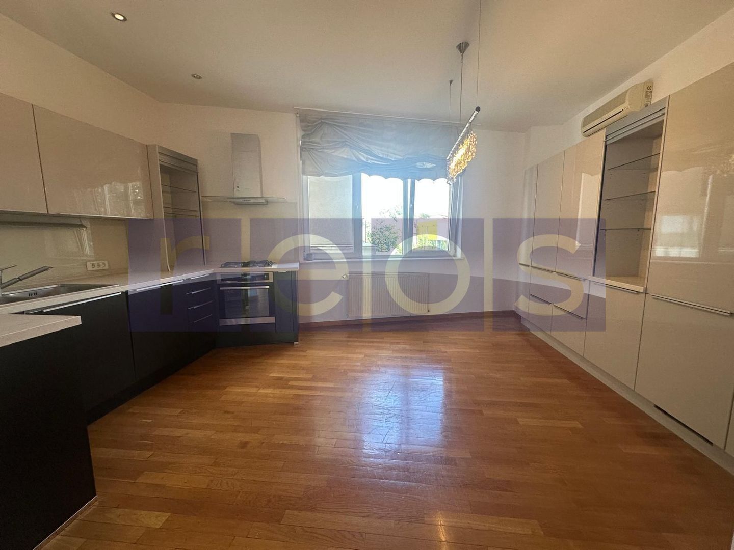 INCHIRIERE APARTAMENT DEOSEBIT 4 CAMERE | PARCUL VERDI | 160MP | LUX - Poză 6