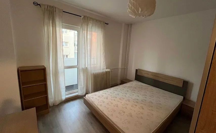 APARTAMENT SPATIOS ZONA MOSILOR - Poză 3