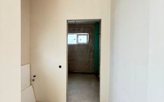 Triplex 4 camere DECOMANDATE, 112 mp utili, 184 mp curte, Urusagului - Poză 9