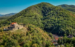 Casă individuală cu 5 camere și curte proprie - în Cisnădioara - Poză 46
