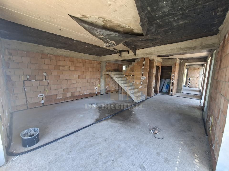 Casa individuala parter plus etaj Sanpetru Brasov zona Lempes - Poză 18