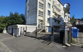 Apartament 3 camere, 100mp, 2 băi, 2 balcoane, 2 parcări, str Pădurii - Poză 14