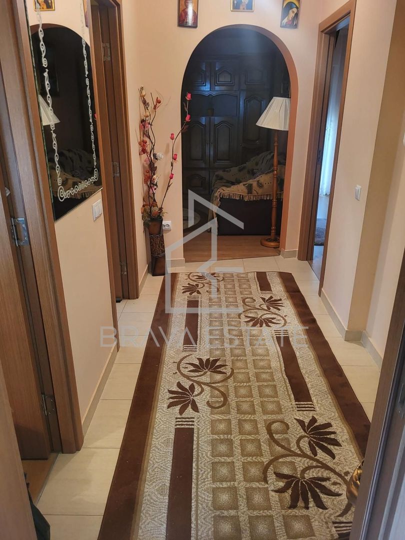 Apartament 3 camere, 70mp, intermediar, garaj, zona Intre Lacuri - Poză 8