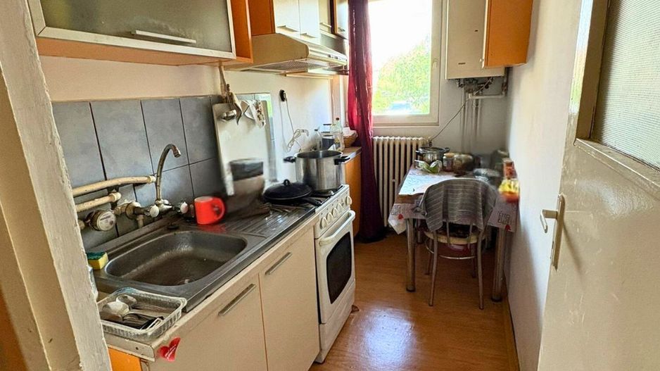 Garsonieră decomandată  zona centrală 30,29 M² - Poză 3