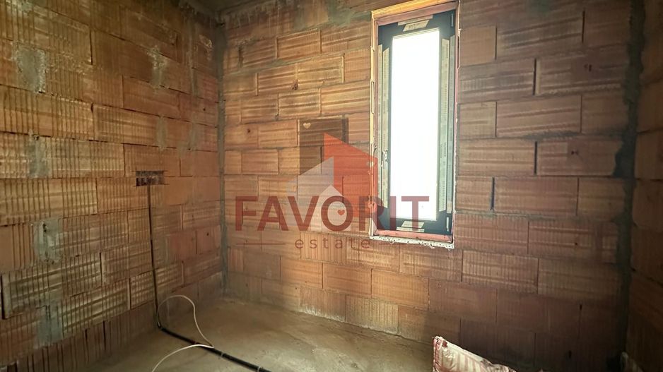 Duplex in Sanandrei | 5 camere | Toate utilitatile | Asfalt - Poză 9