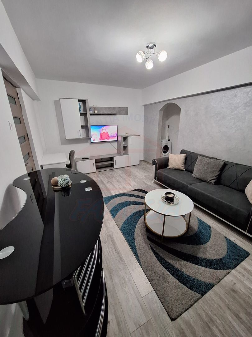 Închiriez apartament în zonă centrală – Galați - Poză 6