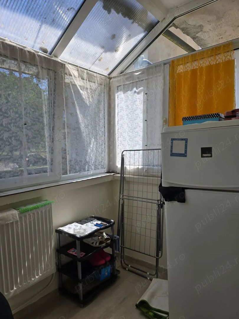 BRASADAS vinde garsoniera la PARTER pe Ostrovului. - Poză 3