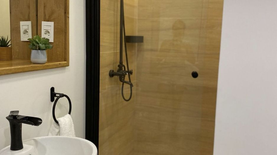 Proprietar vand ap2 camere in centrul Constantei/Parcul Primariei - Poză 5