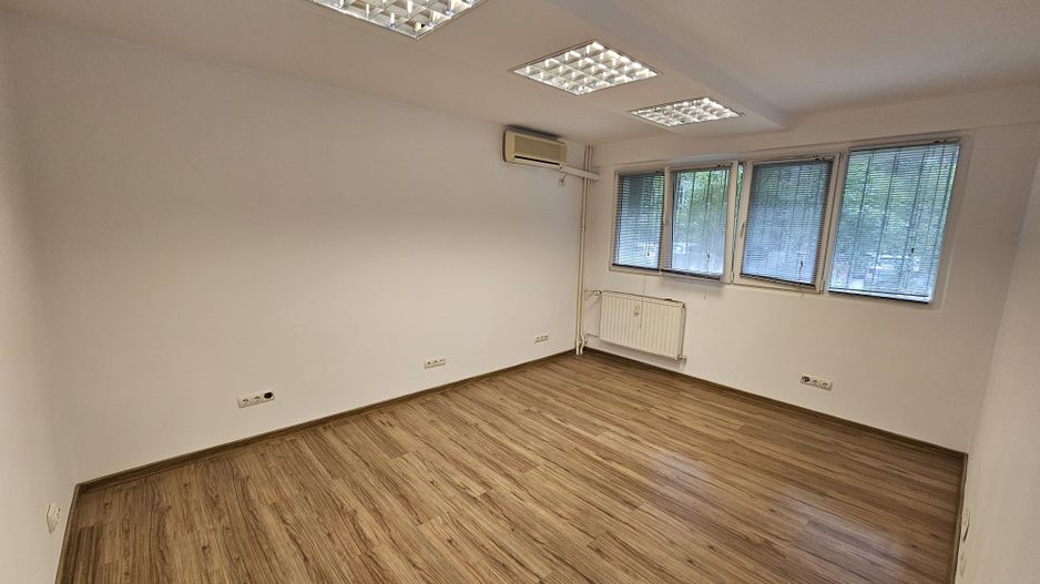 Apartament modern cu 2 camere - Poză 1