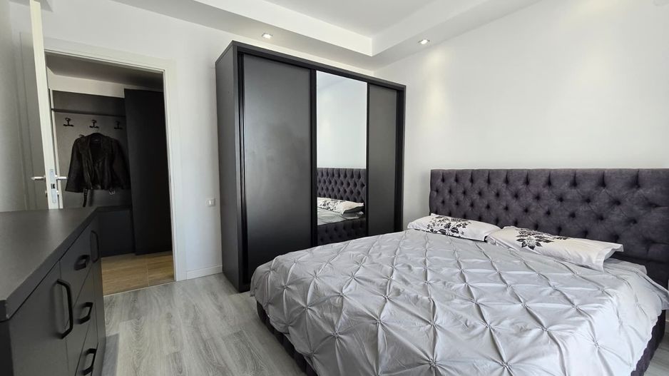 COSMOPOLIS  - STUDIO DUBLU cu vedere la piscina si parcare inclusa - Poză 12