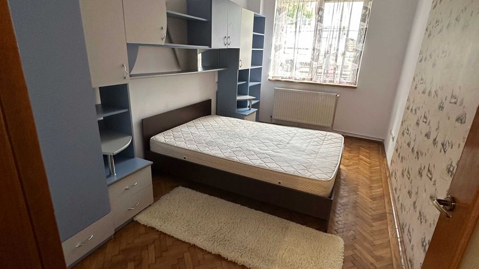 Apartament 3 cameree zona Spitalul Judetean - Poză 7