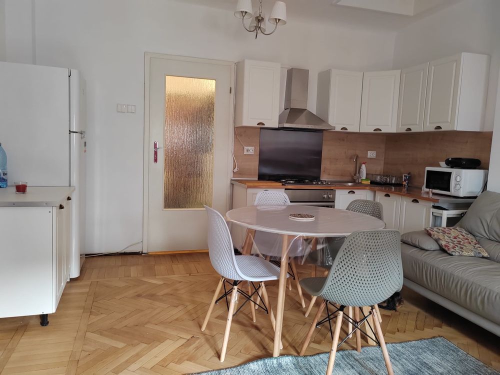 Studio Piata Romana - Bulevardul Gheorghe Magheru - Poză 3