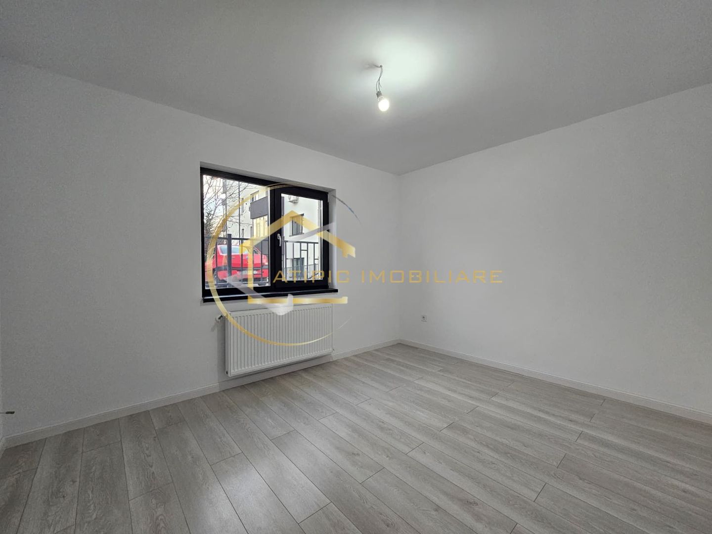 Apartament Nou 2 camere cu loc parcare Valea Lupului - Poză 4