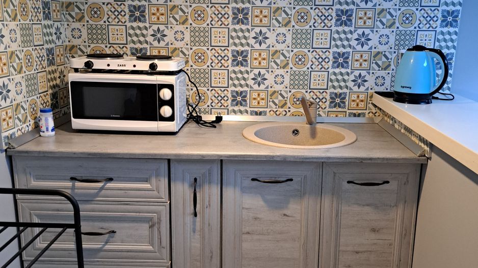 Studio cochet de închiriat în mansardă, inima orașului! - Poză 4