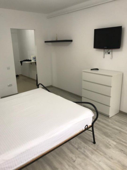 Garsoniera Tiglina 1, etaj 1 renovata recent - Poză 5