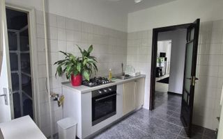 Inchiriere Apartament 3 camere disponibil imediat Bld Decebal - Poză 4