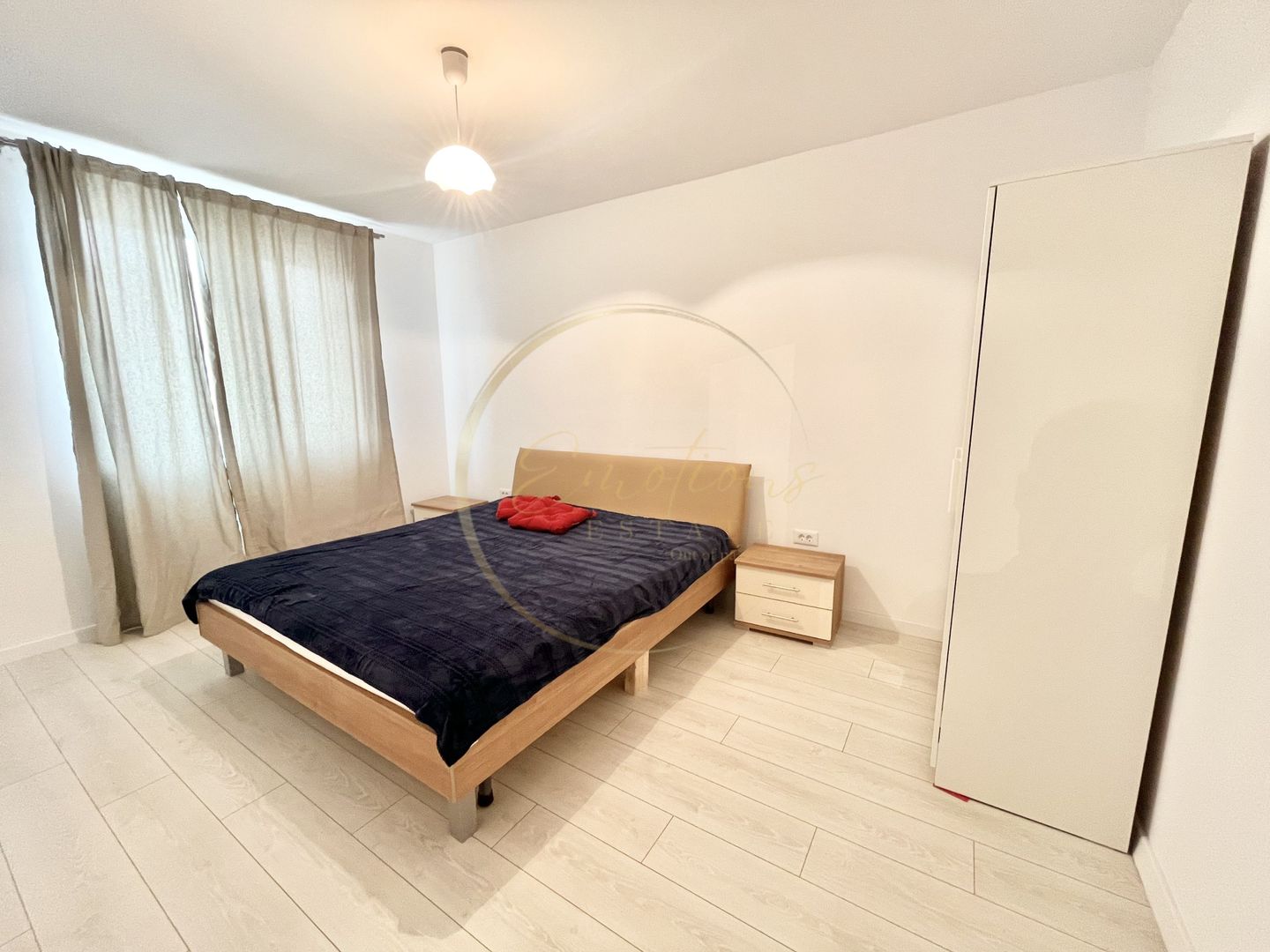 OCAZIE | Apartament 4 camere cu mansarda - 85 mp - Poză 4