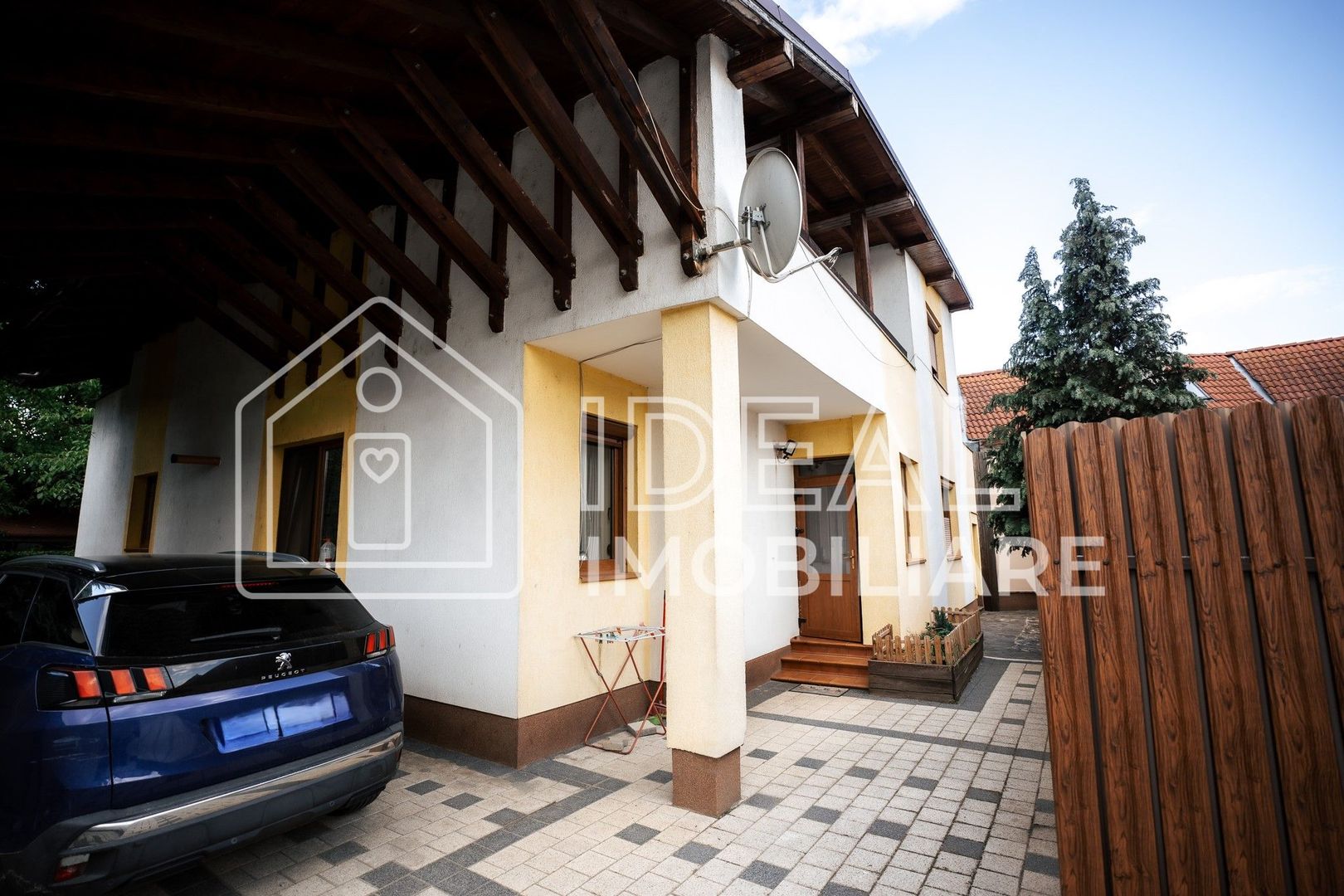 Casa Individuala Moderna cu 7 camere si 1480 mp de curte, In Selimbar - Poză 1