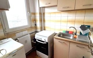 Închiriez Garsonieră Dristor, balcon, lift, 5 min metrou, AC ✨ - Poză 2