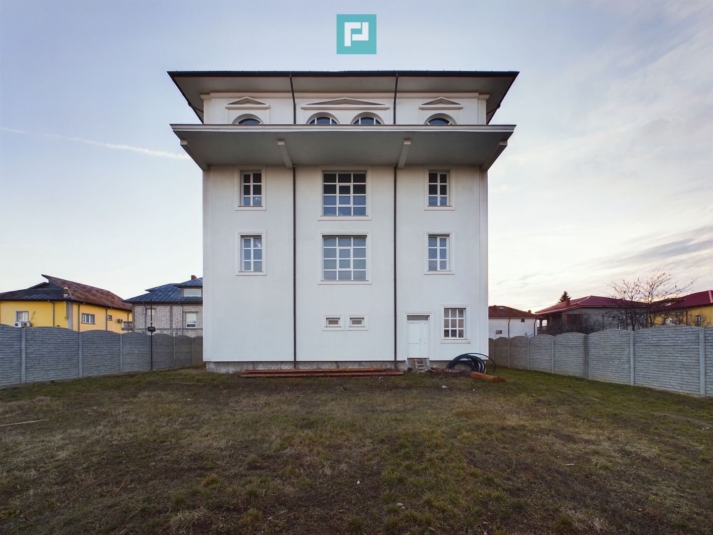 Casa cu potential multiplu, Bolintin Deal - Poză 3