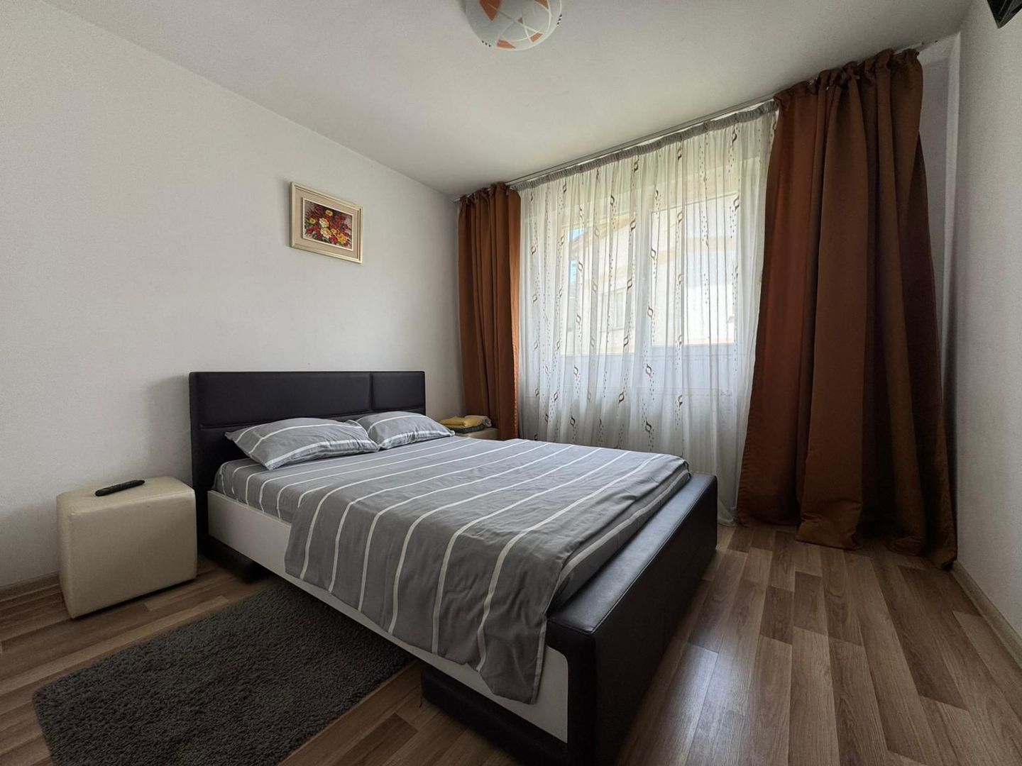 2 CAMERE || DECOMANDAT || DOROBANTI - Poză 1
