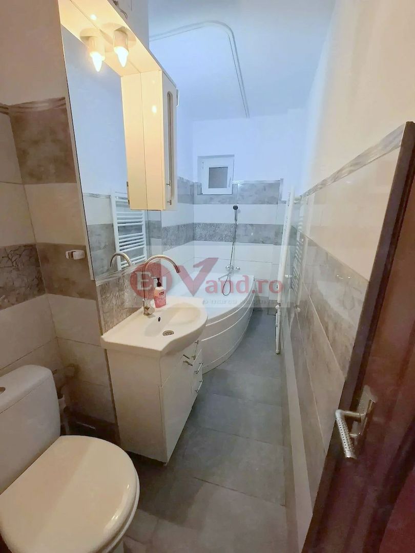 De inchiriat apartament cu 2 camere,  zona Spitalul judetean, et. 2, 450 E - Poză 7