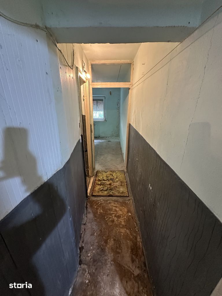 Apartament de renovat cu 2 camere, 50 mpu, parter, Cetate, Alba Iulia - Poză 9