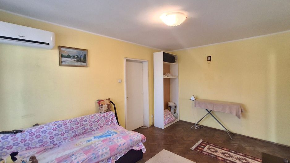 De Vanzare Apartament 2 Camere Pajura - Poză 3