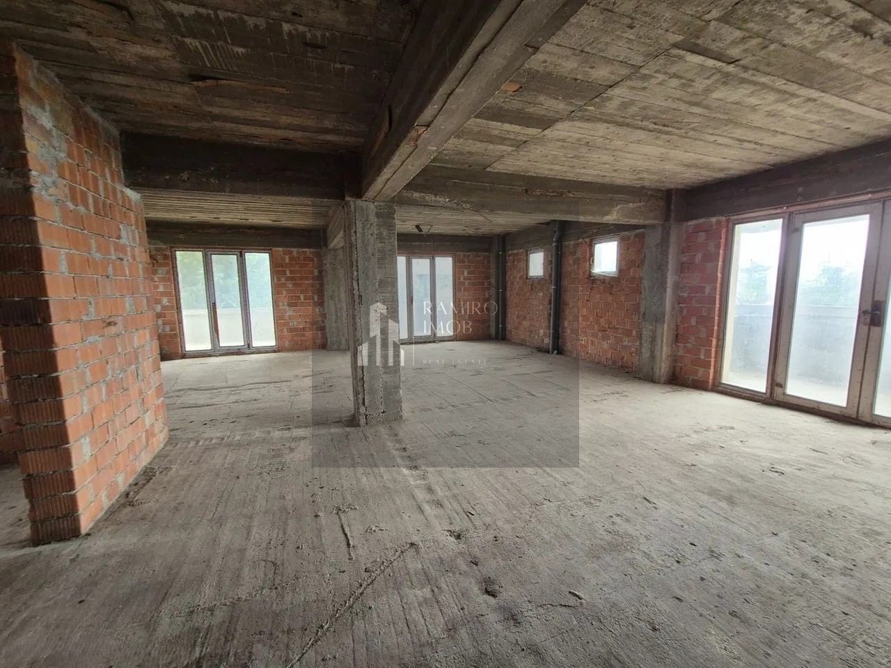 Cladire/ Spatiu Birouri 2100mp construiti Teren1600mp -Parcul Crangasi - Poză 6