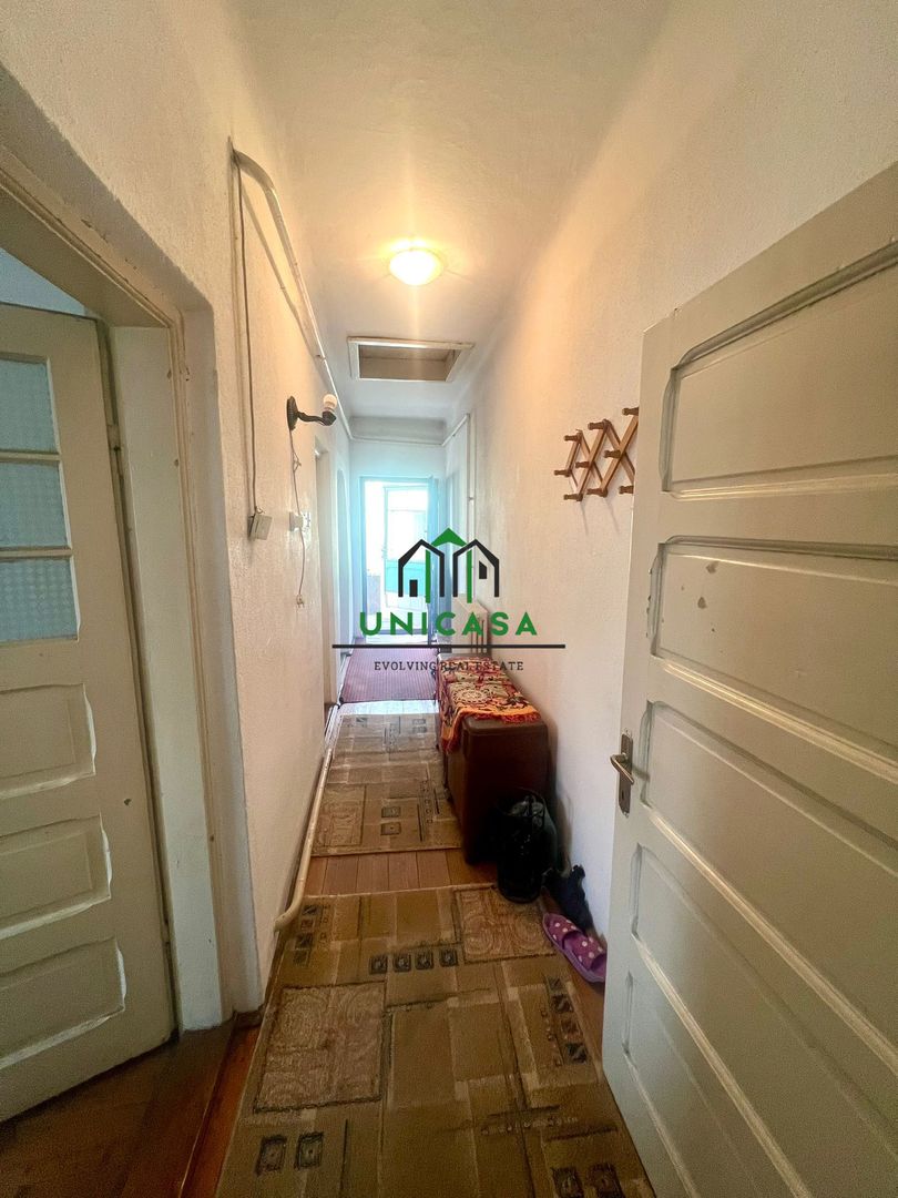 Casa Centru/ 4 camere / teren 920mp - Poză 8