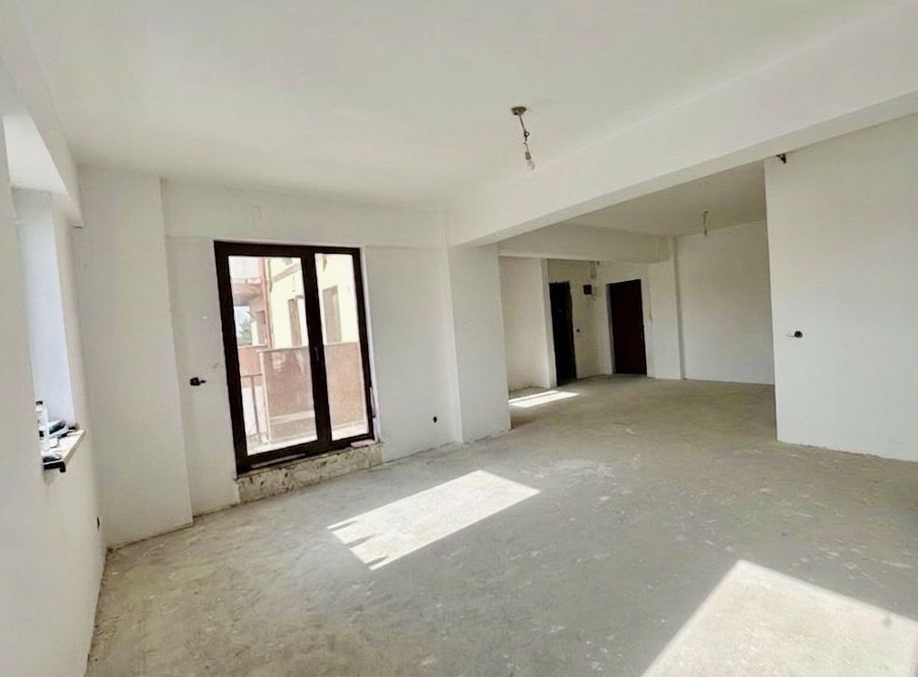 Apartament 3 camere | Terasă + 2 balcoane | Parcare | Bloc nou - Poză 6