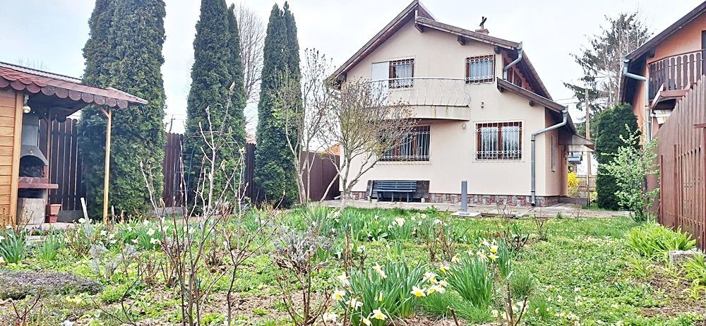 Casa de vacanta/locuit permanent in Podul Olt la 20min de Brasov - Poză 1