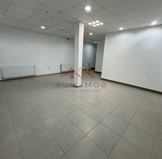 Spatiu Comercial, 125 m2, ultracentral, Campina, Prahova, liber - Poză 2