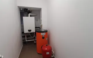 Spatiu ultracentral, 272 mp, S+P+1E ideal pentru birouri, clinica - Poză 16