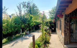 Casă de vânzare în comuna Costache Negri - Poză 7