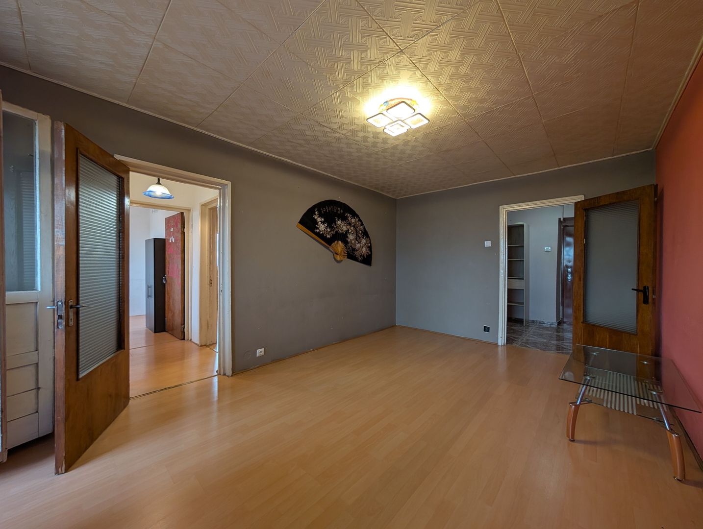 3 Camere Giulești, 60mp, Vedere Panoramică, Total de Renovat - Poză 2
