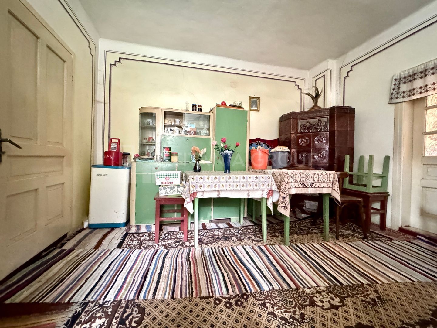 Casa cu teren de 5879 mp cu padure, Moeciu de Jos - Poză 12