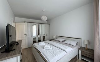 Apartament 3 camere 80 mp, balcon, zona P-ta 1 Mai - Poză 9
