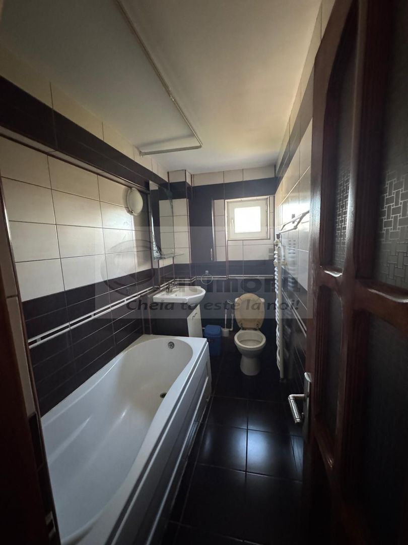 Apartament 3 camere – zona Nicolina(prima stație după Podul Ros) - Poză 8