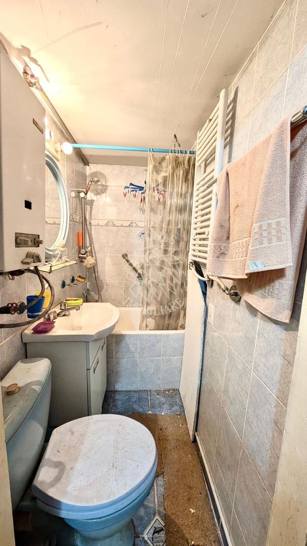 Spatiu comercial+Garsoniera 55,5 mp-parter-Zona Centrala - Poză 4