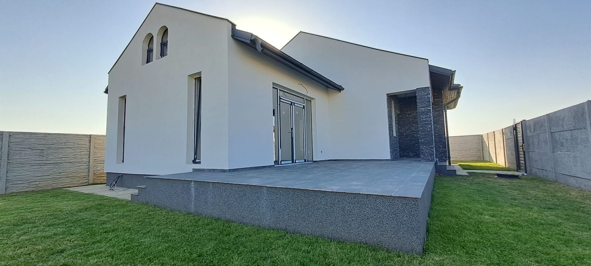 Dragomoresti Deal, casa individuala, mutare in cel mai scurt timp!!! - Poză 1