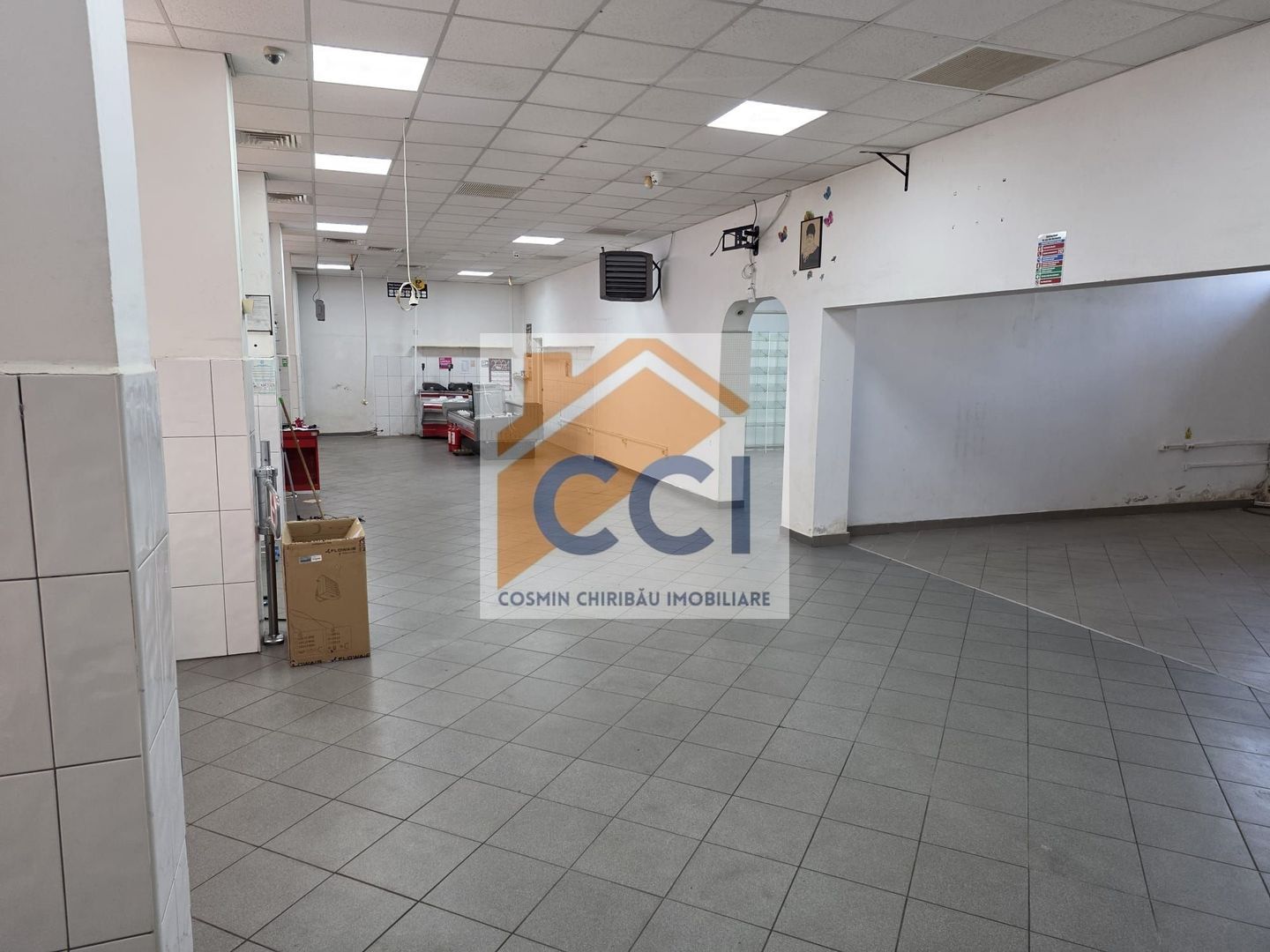 Spatiu comercial in inima cartierului Cornisa - Poză 4