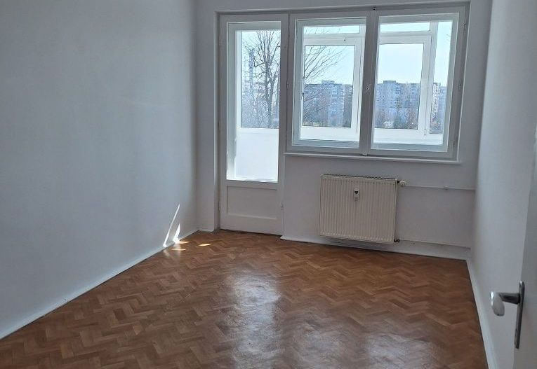 Apartament 3 camere Drumul Taberei, renovat, nemobilat, langa metrou - Poză 6