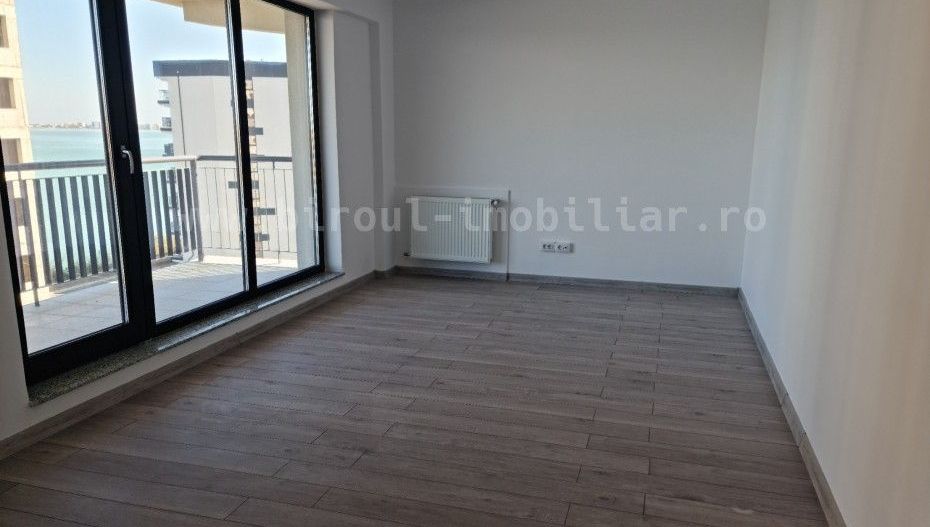 Apartament Spațios cu Vedere Frontală la Lacul Siutghiol și Mamaia - Poză 2