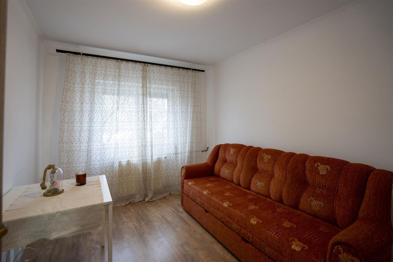 Apartament renovat 3 camere 2 bai parter inalt - Poză 4