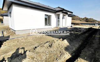 Casă la cheie pe 1 nivel 4cam. 2 bai,1 dresing 650 mp. teren - Poză 22