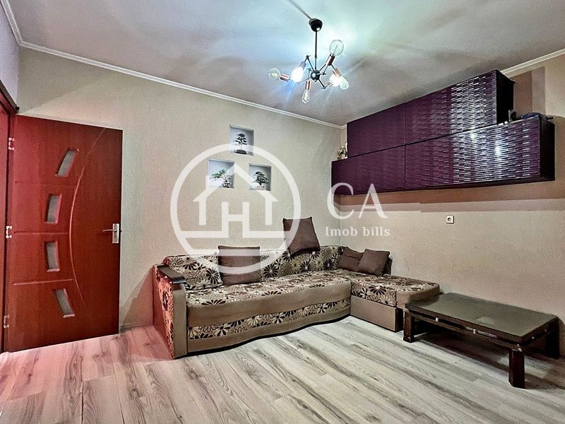 Apartament de vânzare la curte comuna cu 3 camere, Ultracentral,Oradea - Poză 5