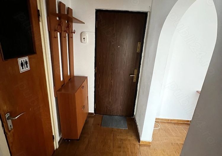 Apartament 2 camere Titan, mobilat, bloc reabilitat, zonă verde - Poză 9